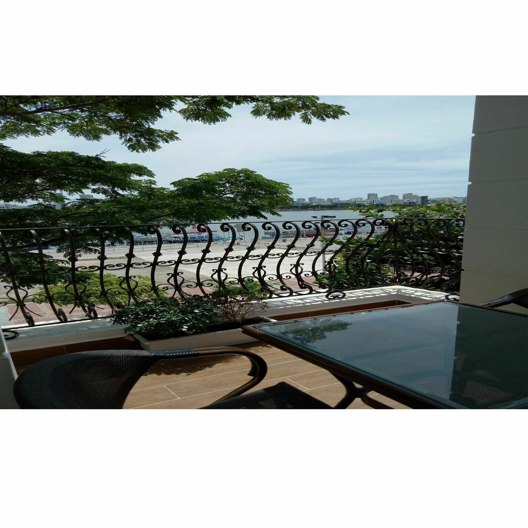 Di Lusso Boutique Hotel Riverside Danang Luaran gambar